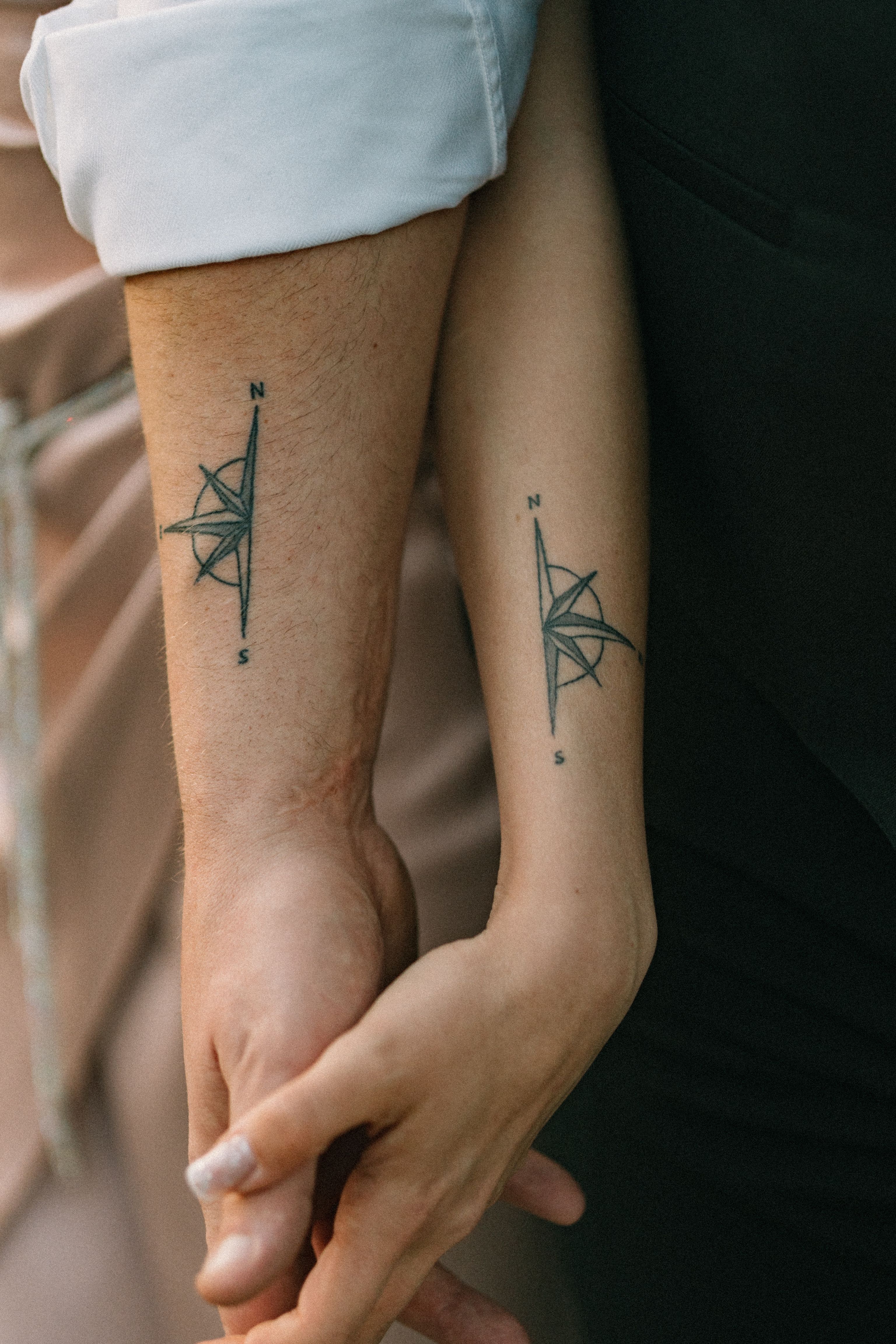 Tatuagens de casal no braço